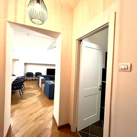 Domus Orefici - Ampia E Moderna Dimora Di Prestigio * Genoa