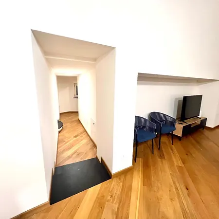 Apartment Domus Orefici - Ampia E Moderna Dimora Di Prestigio